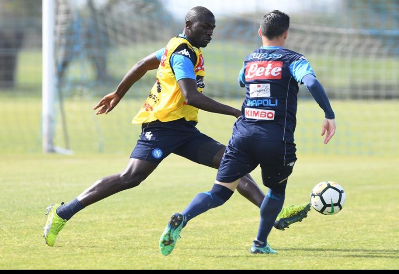 IL NAPOLI PREPARA IL MATCH CONTRO I VIOLA