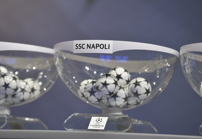 Sorteggio thriller, al Napoli tocca il Real Madrid