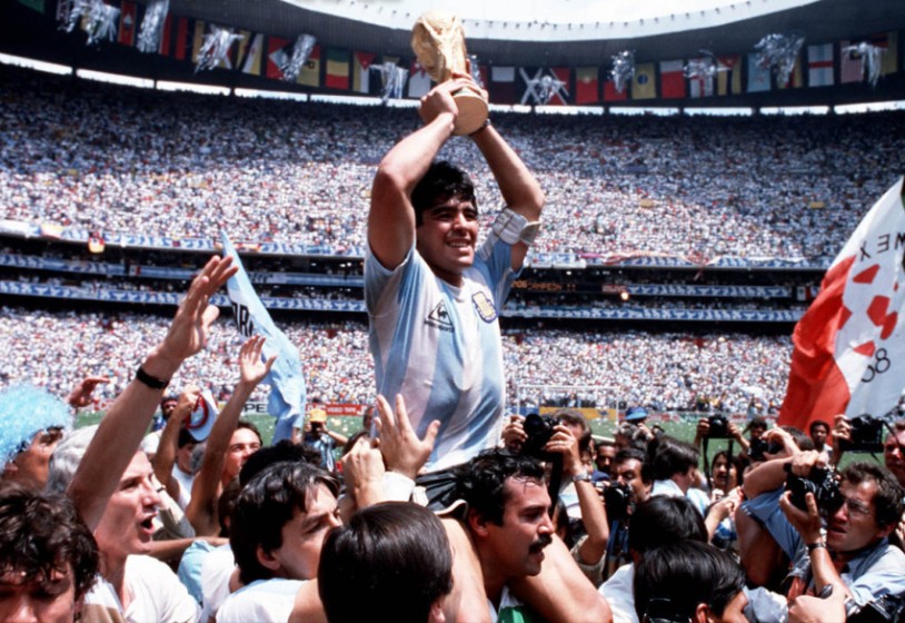 [VIDEO] Maradona ai ragazzi dell'86: Noi abbiamo battuto la Germania!