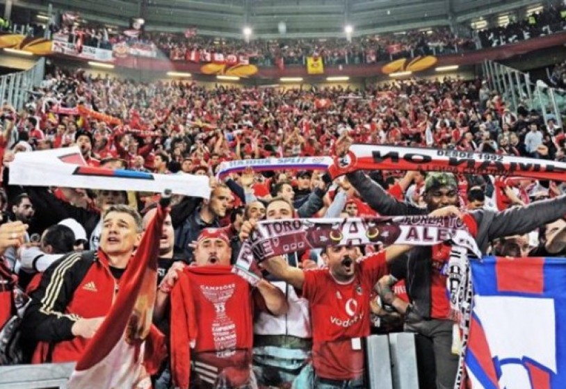 Benfica-Napoli, si riscalda il clima tra le tifoserie