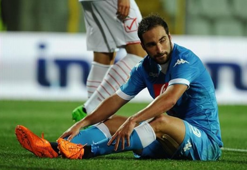 [FOTO] Udinese-Napoli: rosso per Higuain, ecco la reazione del Pipita